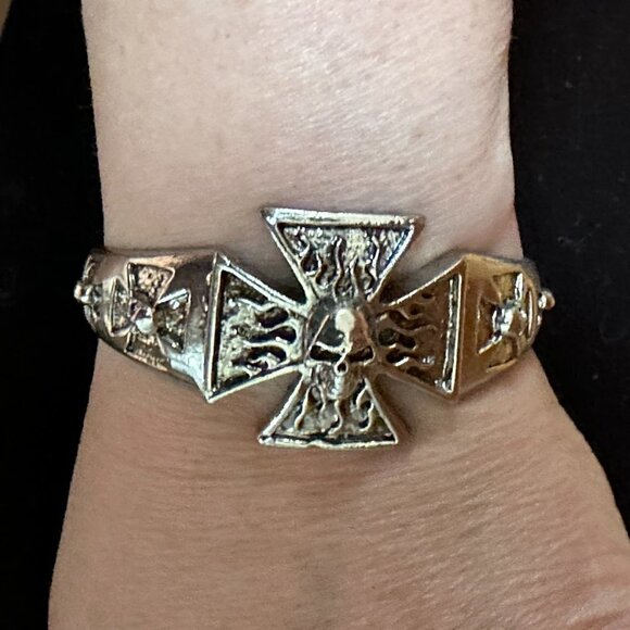 Maltese Cross Skull Cuff Bracelet  womans Biker Silver Rock Punk Motorcycle - Picture 5 of 6